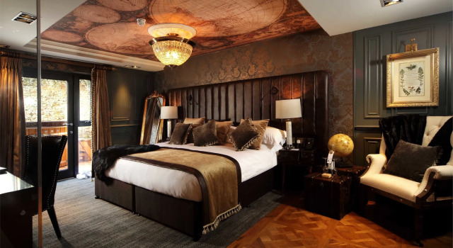The Impeccable Pig, Rezervați Pensiune Sedgefield Teesside
