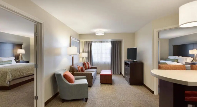 Люкс с 2 комнатами Staybridge Suites Midland by IHG