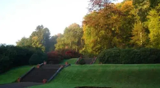 Chateau de Pallandt, Varaa Hotelli Ceroux-Mousty Vallonian Brabant