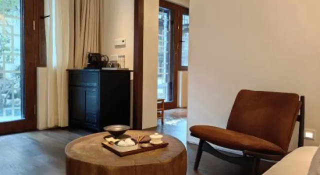 Двухместный люкс с видом на сад Jiangnan House Changyuan
