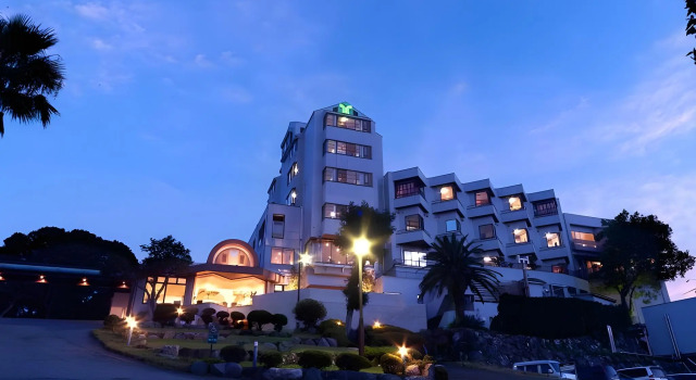 Resort Hills Toyohama SORA no KAZE, Boek Resort Hotels in Tokai met parkeren, Parkeren