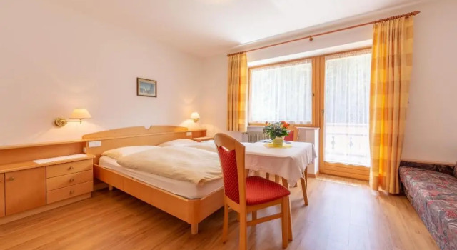 Residence Trenker Luis, Забронировать Отель Отели Брайес с парковкой, Парковка