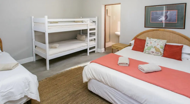 Номер Economy Wagon Wheel Country Lodge