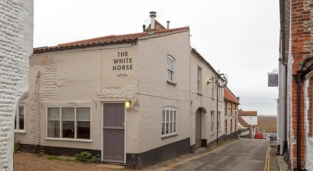 The White Horse Blakeney
