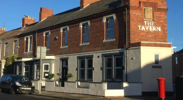 The Tavern Bed and Breakfast, Забронировать Отель Блит Нортумберленд, рядом с Croft Park