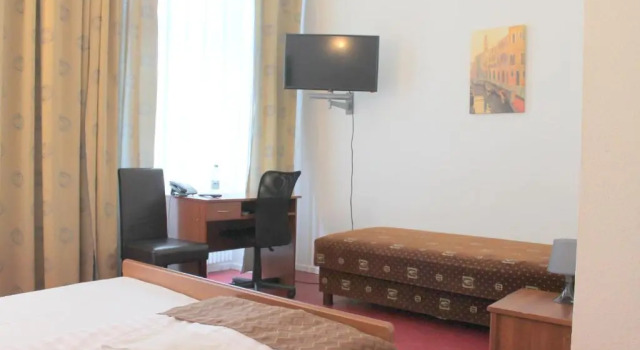 Standart oda Hotel Amelie Berlin