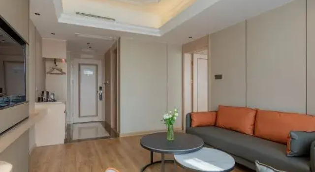 Люкс Deluxe с красивым видом из окна Vienna International Hotel (Fangchenggang Sunny Coast)