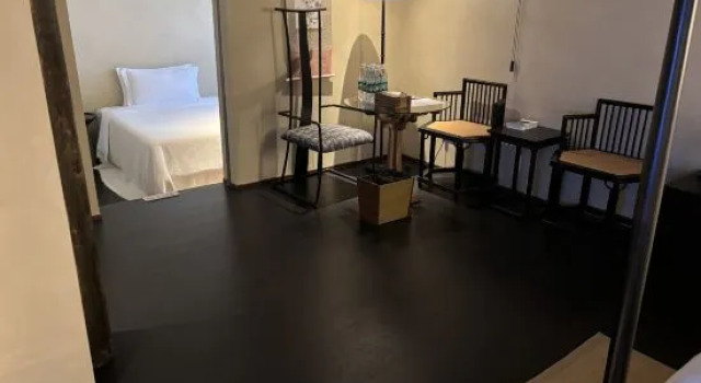 Люкс Qilai Manor Hotel (Lizhuang Ancient Town)