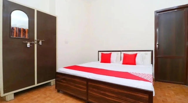 Raj Apartments  by OYO Rooms, Book Lejlighed Phagwara Punjab