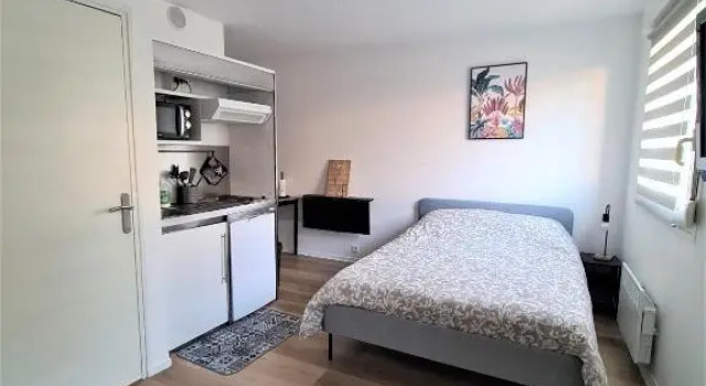 Studio confort calme centre de Reims Boulevard de la Paix, Rezerwuj Apartament Reims Champagne