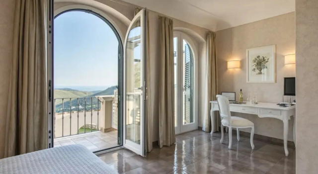 Четырёхместный люкс с 2 комнатами Collina Degli Ulivi B&B