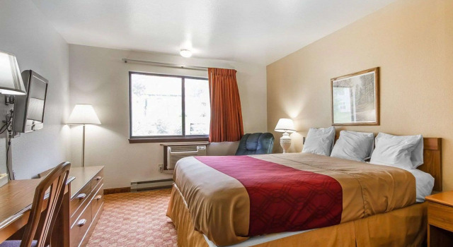 Двухместный номер Standard Rodeway Inn & Suites Madison East