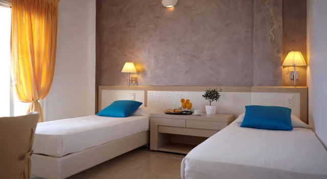 Smy Santorini Suites & Villas, Забронировать Отель Бизнес-отели Пиргос, 4* 5*