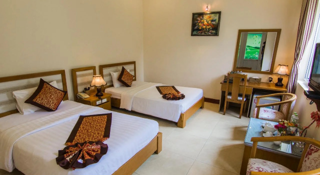Huong Phong Ho Coc Beach Resort, Забронировать Курортный отель Суен Мок провинция Бариа-Вунгтау