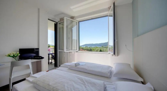Апартаменты c 1 комнатой с видом на озеро Residence Isolino