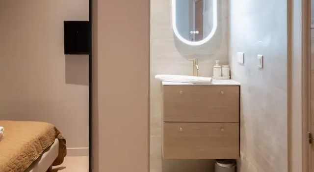 Апартаменты Superb Apartment 2 Bedrooms Center of Paris
