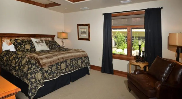 Lion Square North Tower Residences by Berkshire Hathaway HomeServices