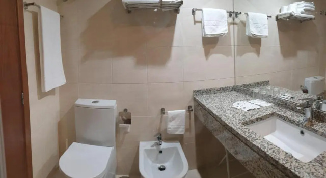 Трёхместный номер Standard Hotel Aleluia