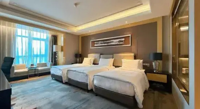 Трёхместный семейный номер Deluxe с видом на город Wanda Realm Dandong