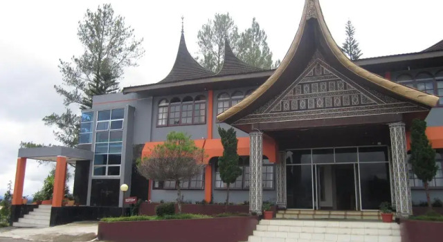 The Balcone Suites & Resort, Book Resort Hotels in Sumatra with Breakfast, Breakfasts