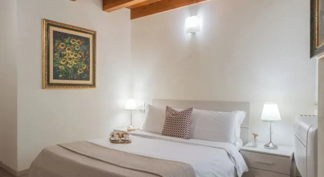 Domus in Como by Rent all Como, Забронировать Апартаменты/квартира Апартаменты Комо, рядом с Площадь Кавур, Апартаменты/квартира