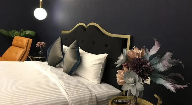 Easy Inn