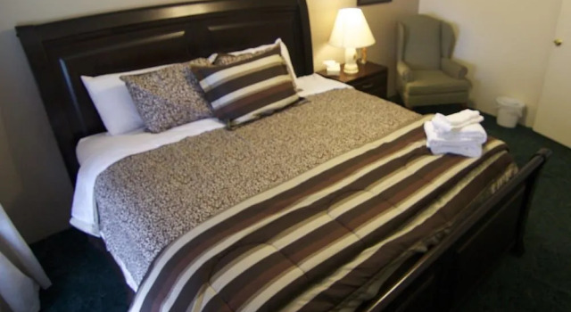 South Gate Lodges
