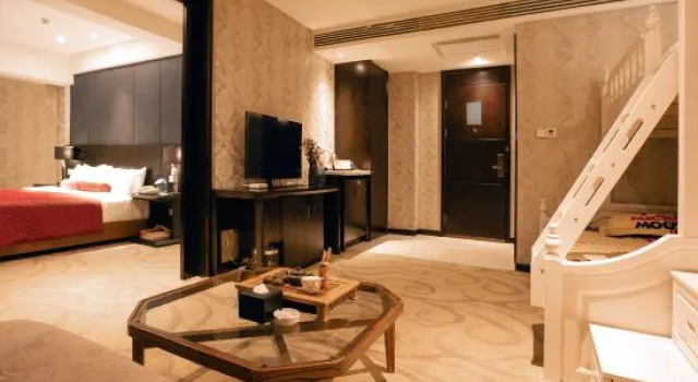 Семейный люкс Unikue Hotel