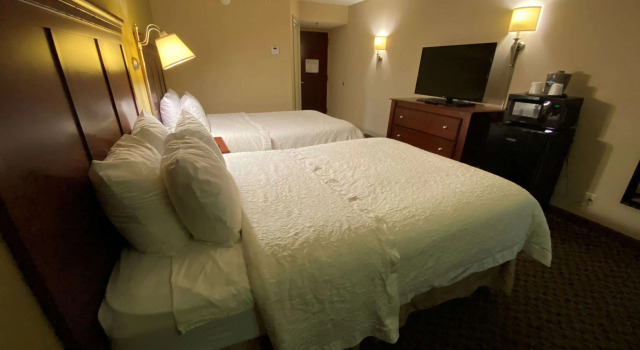 Четырёхместный номер Standard The Addison Hotel SureStay Collection by Best Western