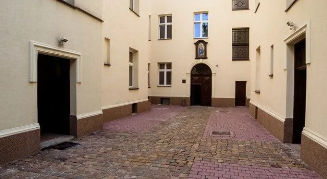 Rainbow Apartments 5, Забронировать Апартаменты/квартира Апартаменты Кракова, рядом с Church of the Holy Apostles Peter and Paul, Апартаменты/квартира