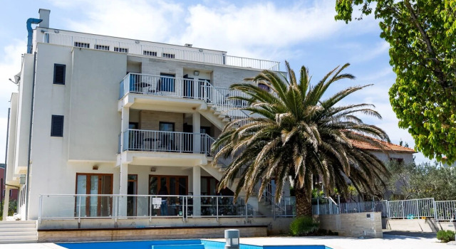 Aparthotel Mediteran, Book Hotel Hoteller i Pasman Island med pool, Swimmingpool