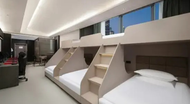 Кровать в общем номере Night Kids Esports Hotel