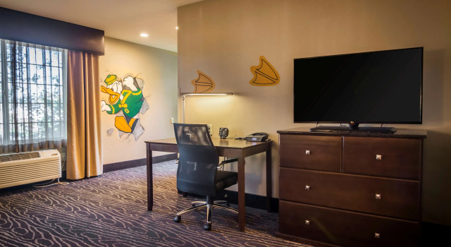 La Quinta by Wyndham Eugene, Забронировать Отель Юджин Willamette Valley