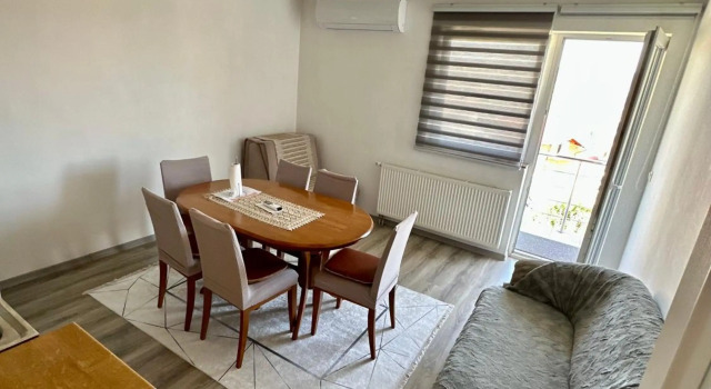 Apartman Ejna