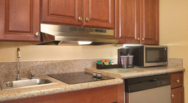 Четырёхместный люкс Homewood Suites by Hilton Detroit-Troy
