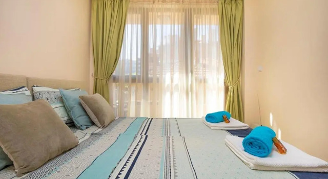 Brand new Central apartment, 10 minutes to Center