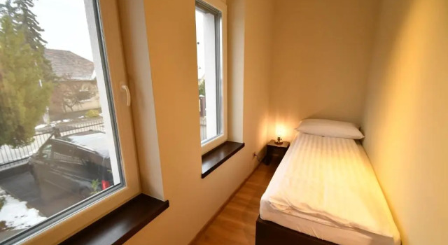 Tweed House-superior villa in a calm neighborhood, Забронировать Вилла  