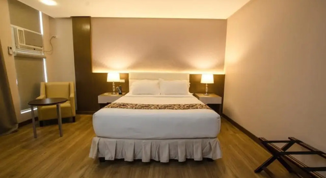 Двухместный люкс Premium с балконом Oryza Hotel
