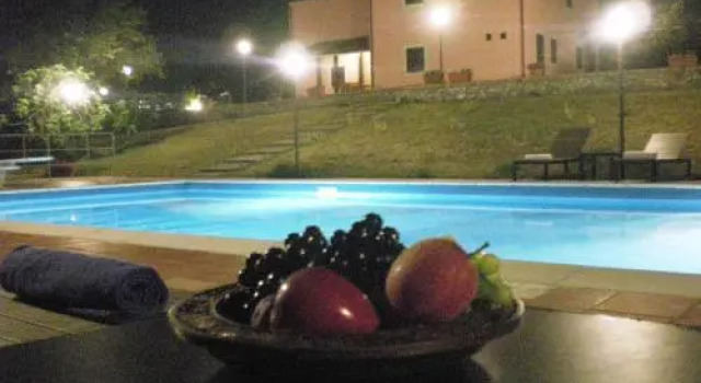 Villa Vallocchia, Varaa Villa Spoleto Umbria