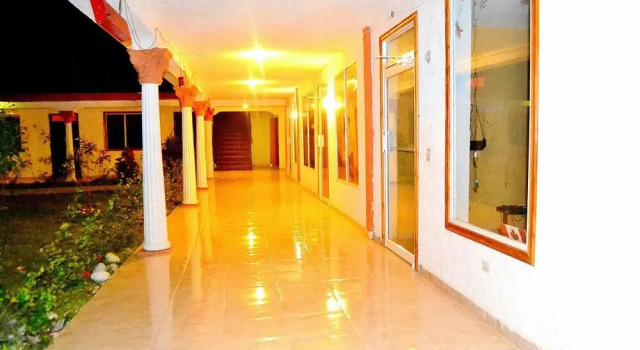 Chateau Champvert, Réserver Hôtel Les Cayes Southern Department