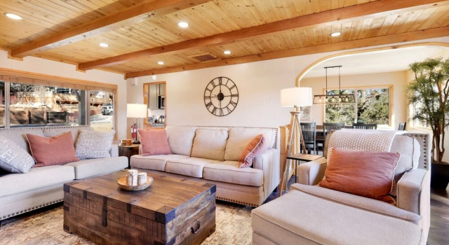 2132-meadow View Cabin 3 Bedroom Home by Redawning, Забронировать Отель Биг-Бэар-Сити San Bernardino Mountains