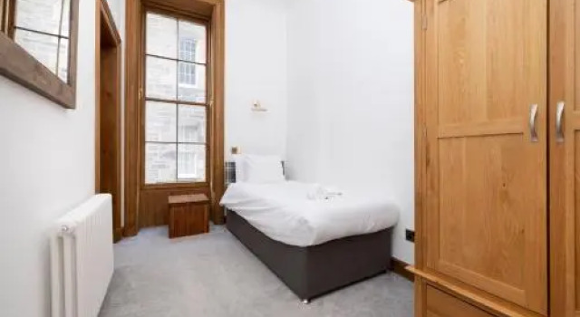 5* Georgian Apartment