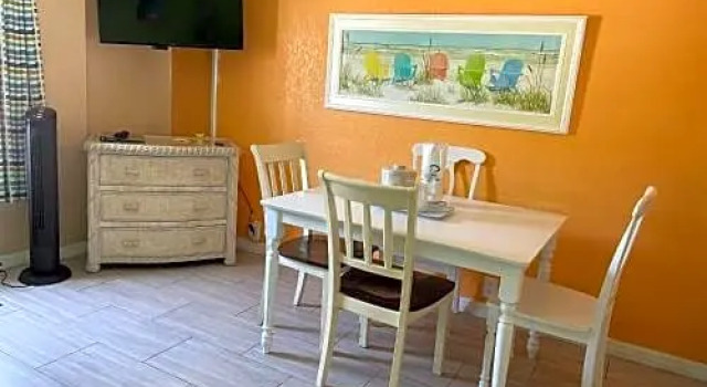 Четырёхместный люкс Hideaway Village