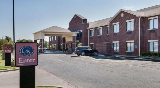 Standard Zimmer Comfort Suites Plainview