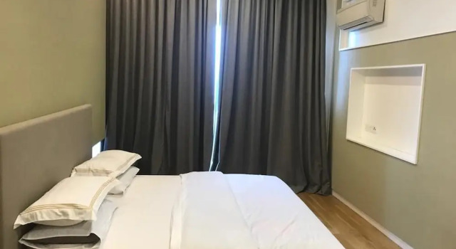 Best Homestay, Забронировать Апартаменты/квартира Отели Куала-Лумпура с парковкой, рядом с Площадь Мердека, Парковка