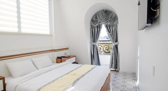 Hana Hotel, Забронировать Отель Далат Ламдонг, рядом с Bao Dai's Summer Palace