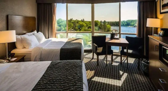 Номер Standard Clarion Lakeside Inn & Conference Centre