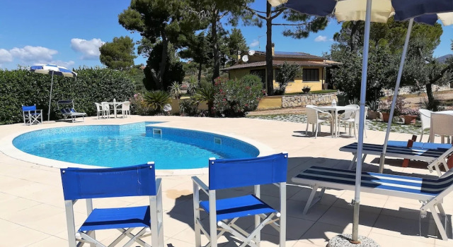 Вилла Holiday Resorts for 10 Persons, With Swimming Pool, Wifi and air Conditioner