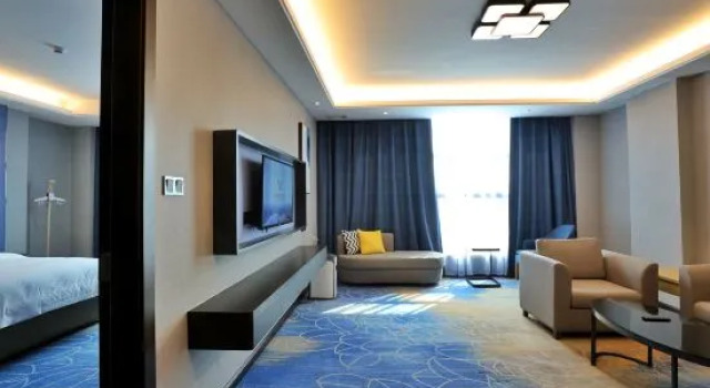 Люкс Premier Vienna Hotel (Foshan Yihuan Lishui)