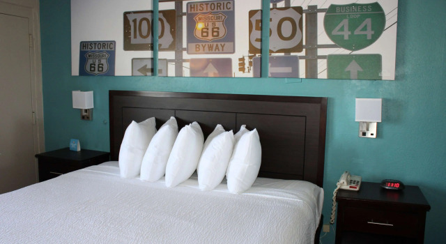 Days Inn & Suites by Wyndham Springfield on I-44, Prenota Locanda Springfield Ozark